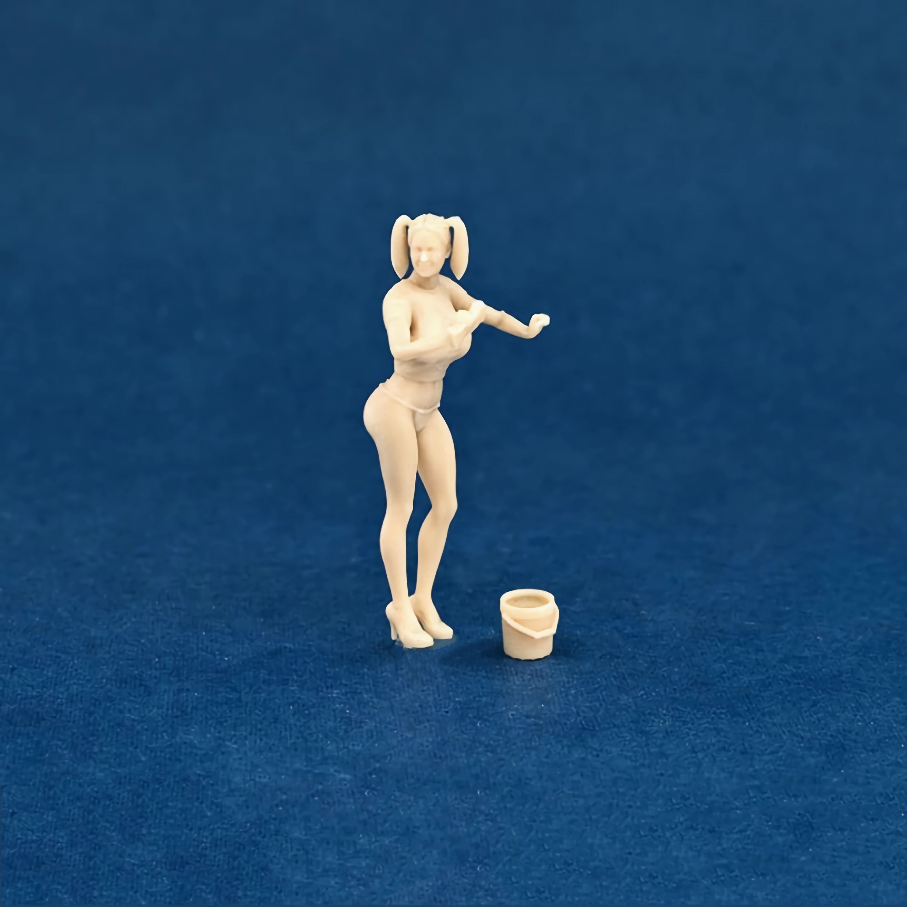 1/64 Carwash Girl 3