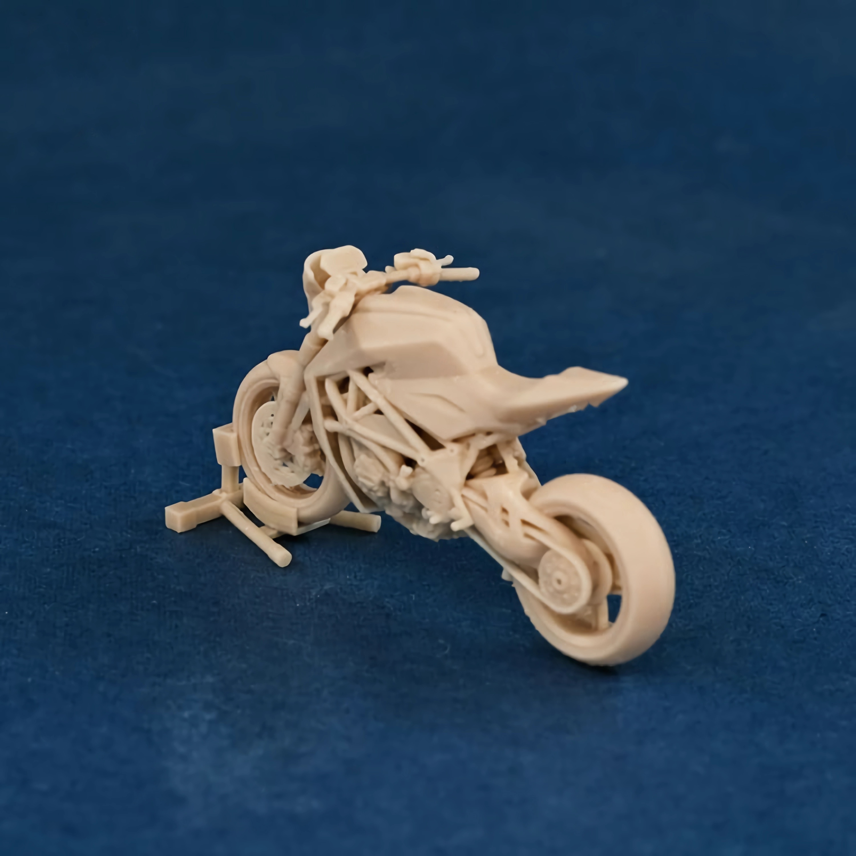 1/64 MVアグスタ ベスティアーレ