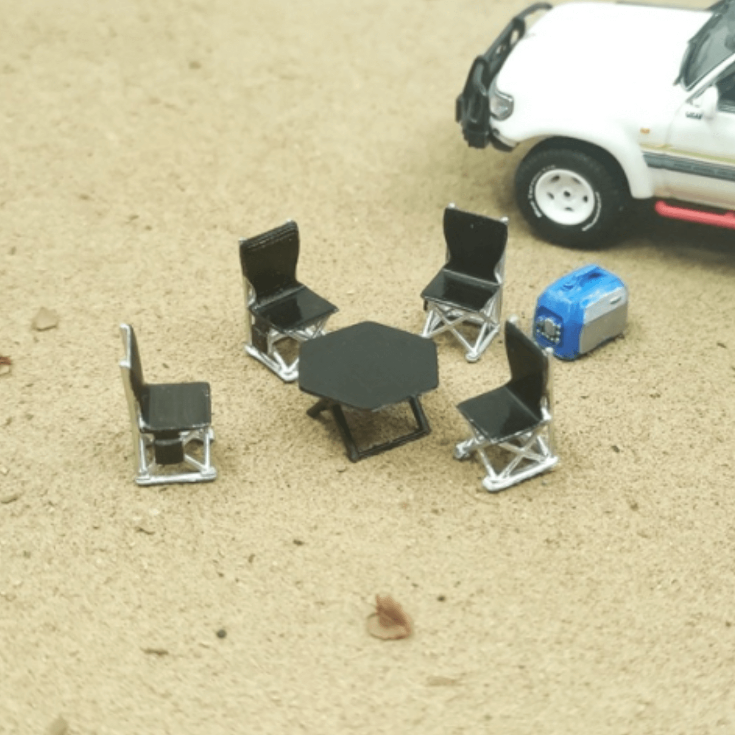 1/64 Camping Picnic Table Chairs - 164model