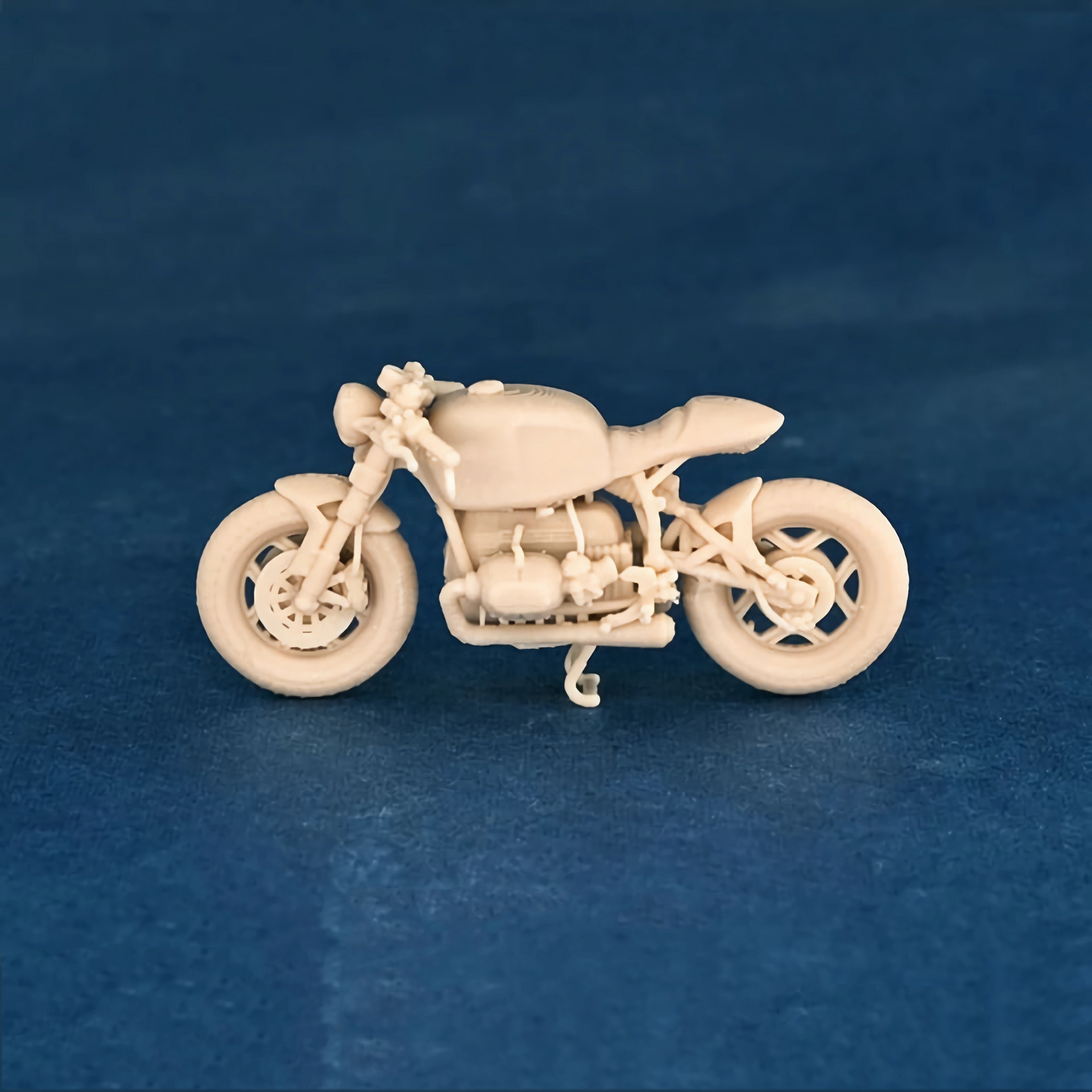 1/64 BMW R100 バイク模型 ミニチュア 1/64 BMW R100 バイク模型 ミニチュア