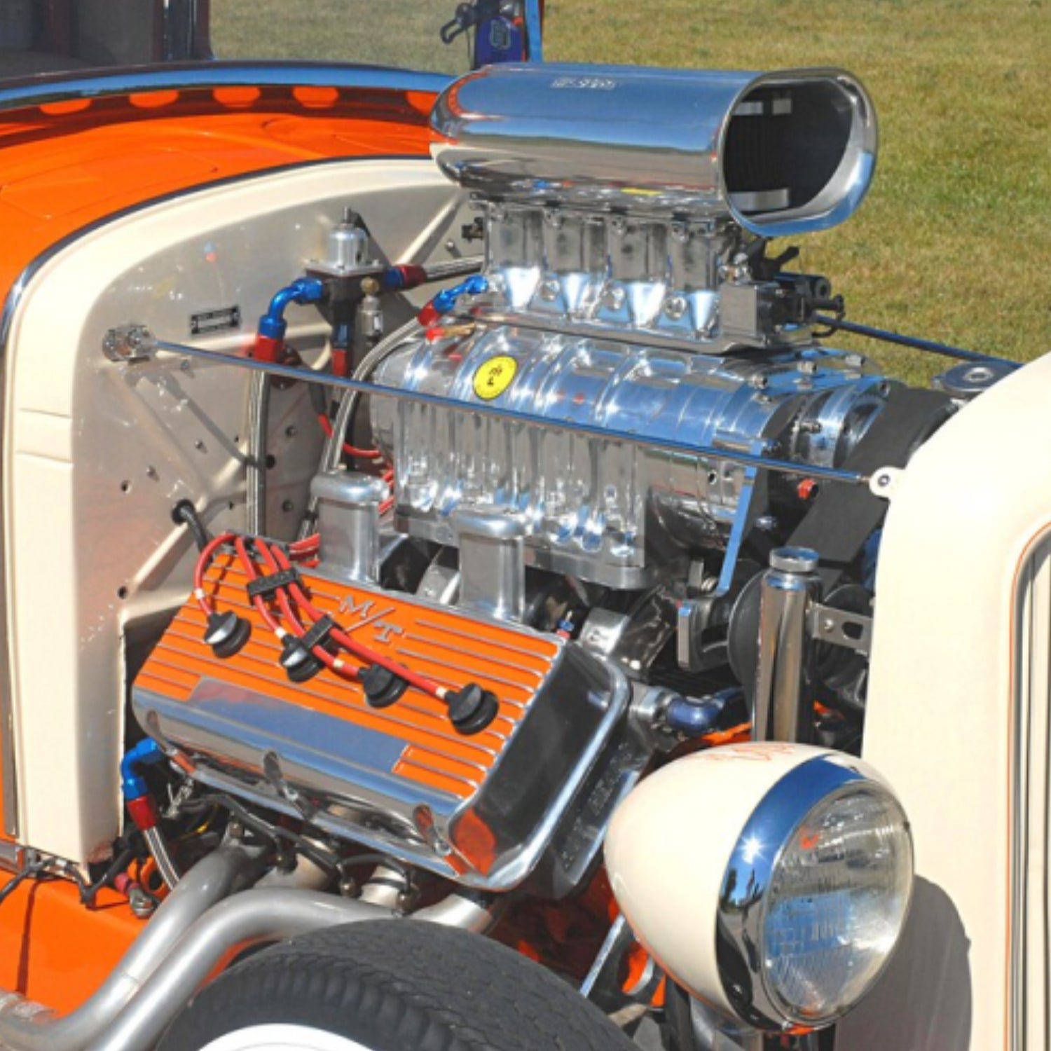 1/64 Chrysler 392 Hemi Engine Components