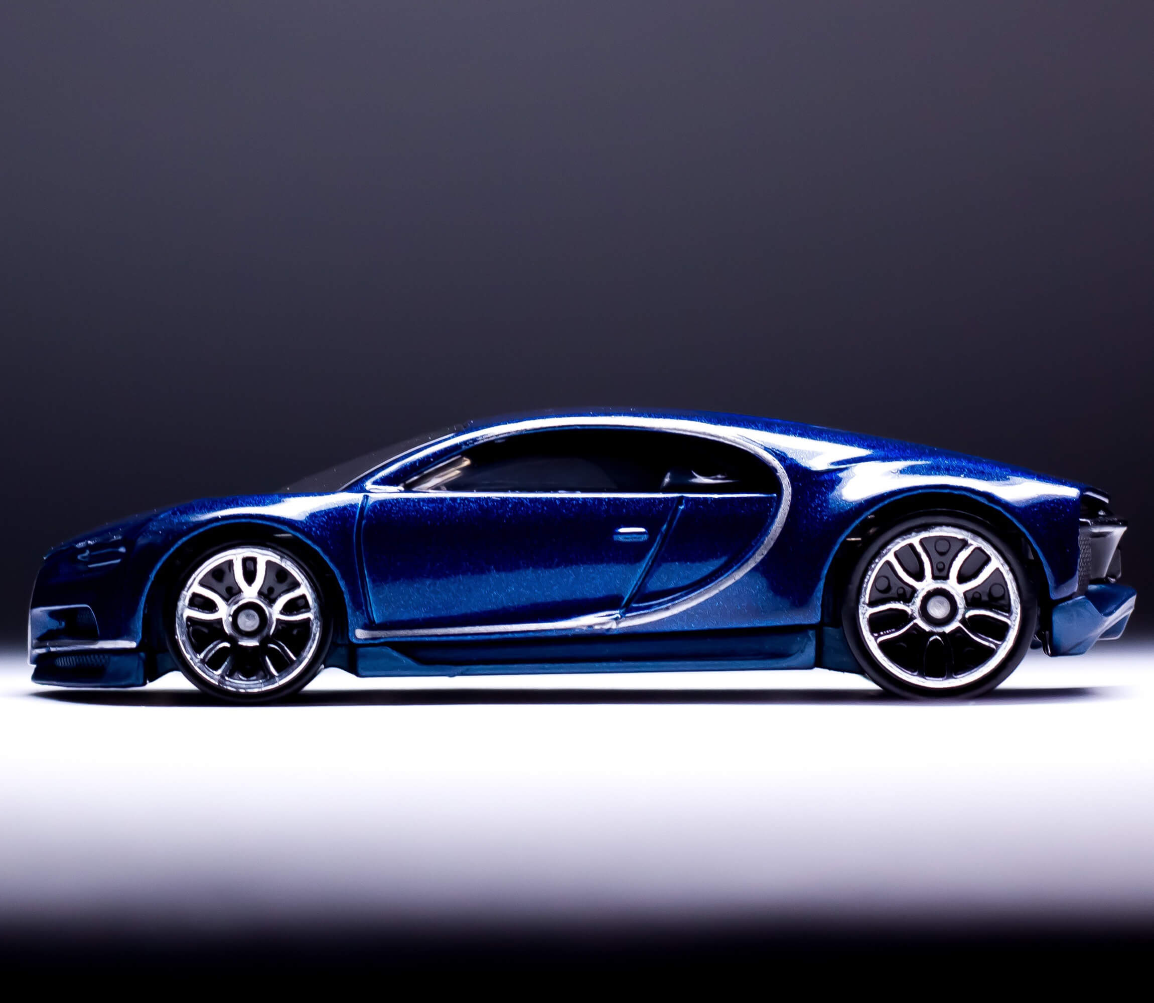 Hot Wheels 2019 HW Exotics 7 10 16 Bugatti Chiron 236 250 Blue